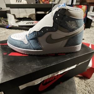 Jordan 1 Hyper royal 55088 402